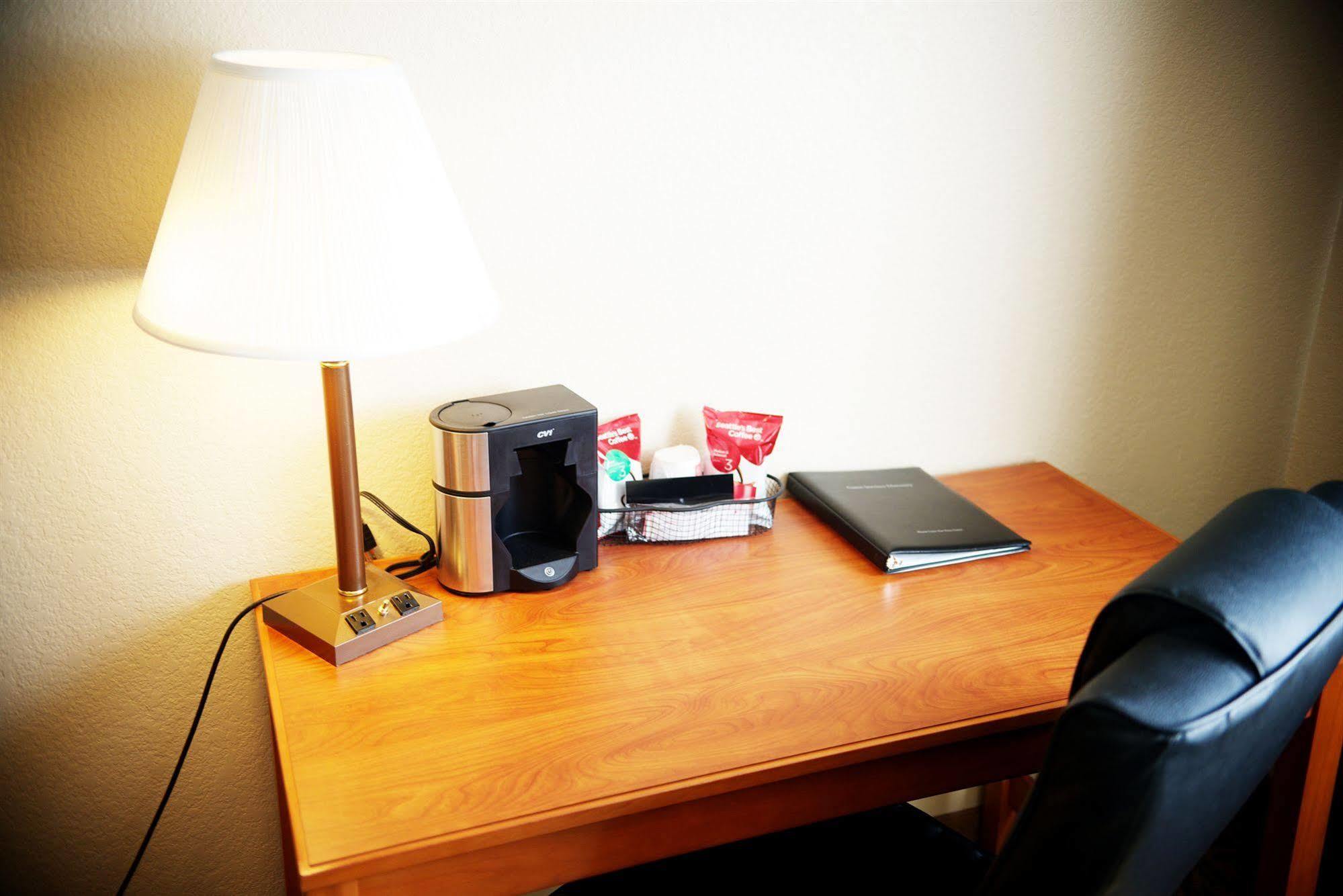 Best Western Helena - Capitol Hotel Bagian luar foto